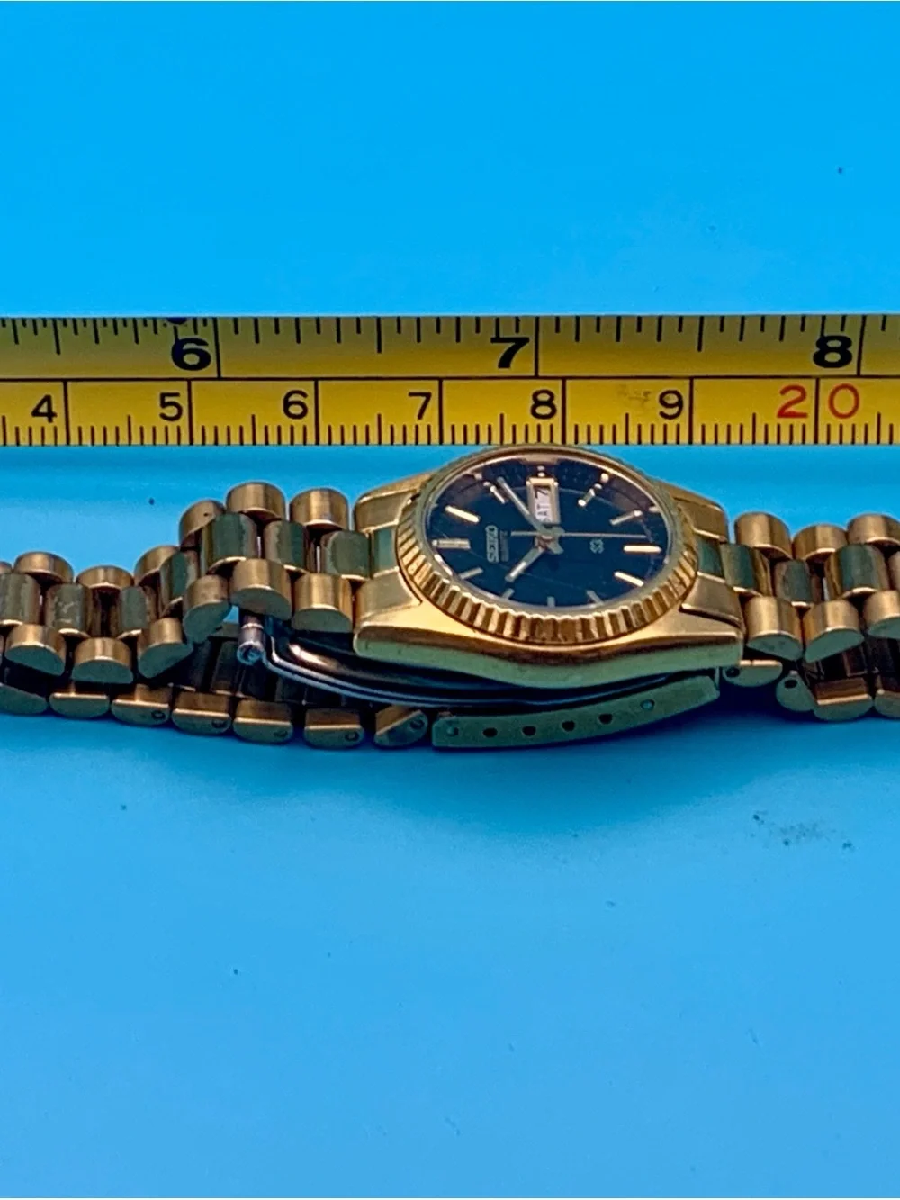 SEIKO 3Y03-0160 Women’s Vintage Watch Fluted Bezel Day/Date Working New Battery